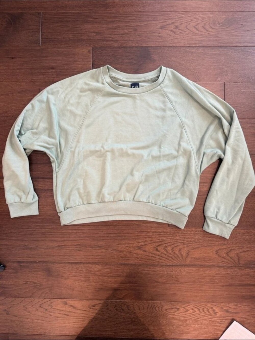 Sage Green Cropped Crewneck Sweatshirt Women’s M
